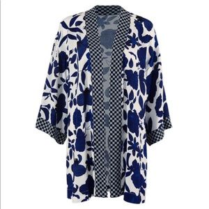 NWOT CABi Kimono Jacket Size XS/S